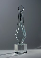 Награда из стекла для ежегодного конкурса "Бренд года"