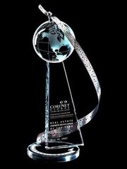 Награда из стекла с металлом "Земной шар"