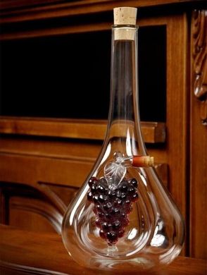 Пляшка з виноградом 500 мл